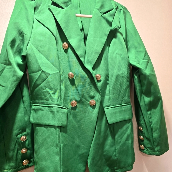 Blazer - Picture 1 of 3